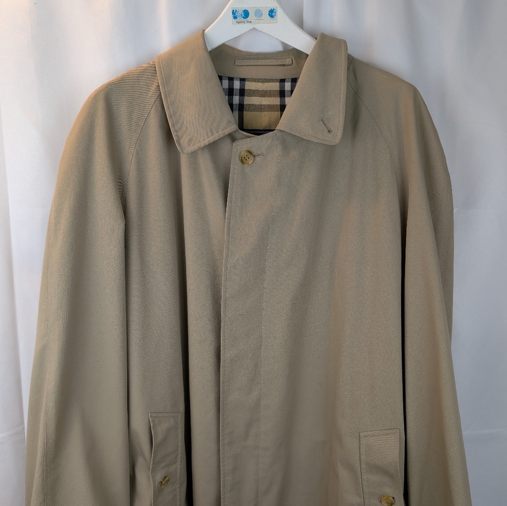 Burberry Vintage Classic Tan Men's Trench Coat Size 52 Long In VGUC - Picture 3 of 13
